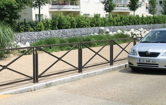 Croix St-André Town Barrier