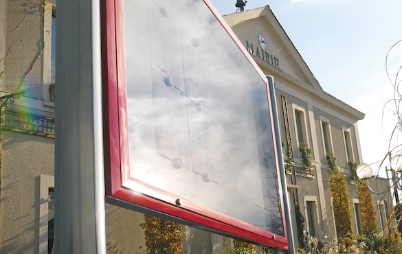 Lacroix Oxygen O100 dual-face and large-sized display window