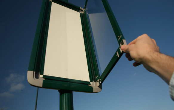 Lx3 Temporary stop post